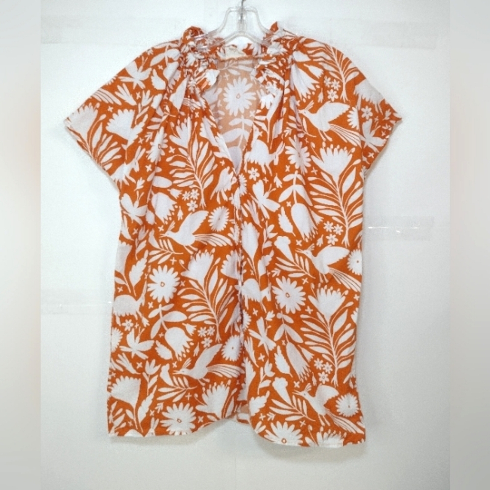 Layerz Clothing Floral Orange and White Women's Top Size (L)